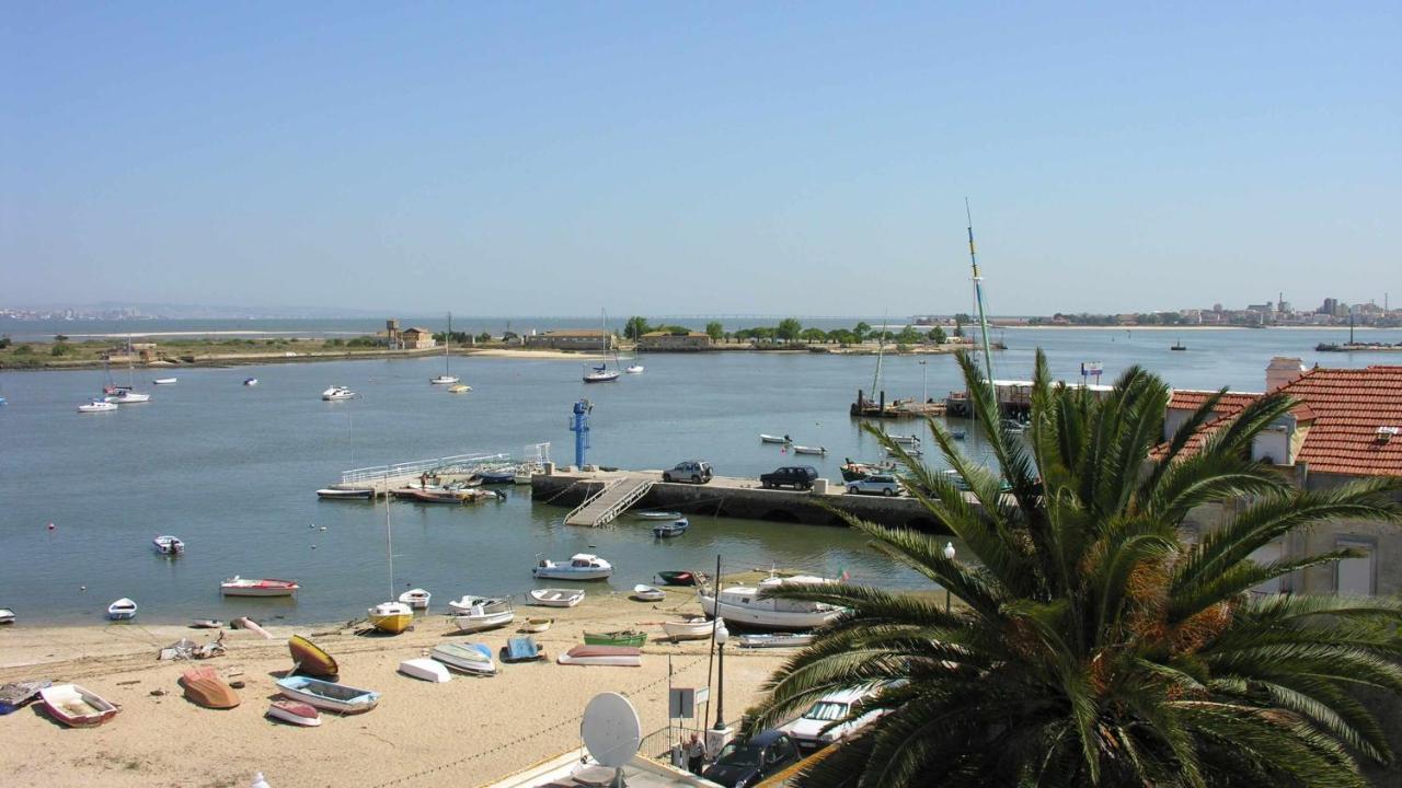 Apartamento Legendary Bay Apartamento Temático Seixal  Exterior foto